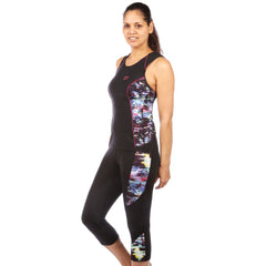 Sassy & Gait Triathlon Top and Capri Set in Glitched Floral - S